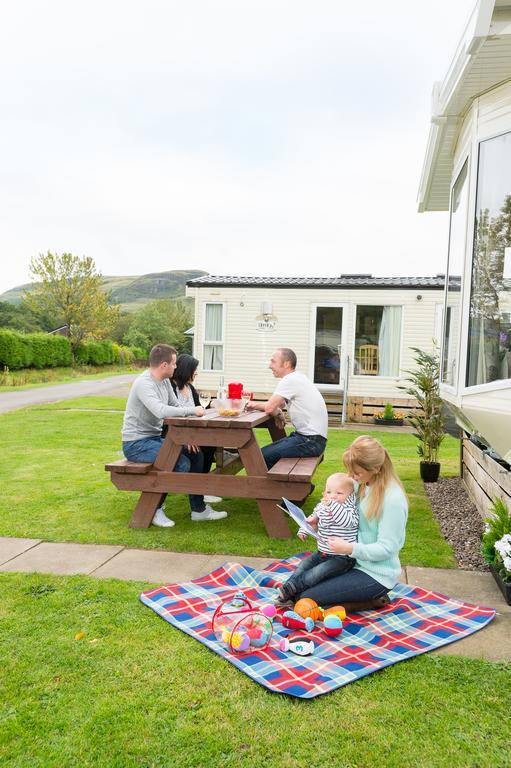 Fintry Campsie Glen Holiday Park מראה חיצוני תמונה