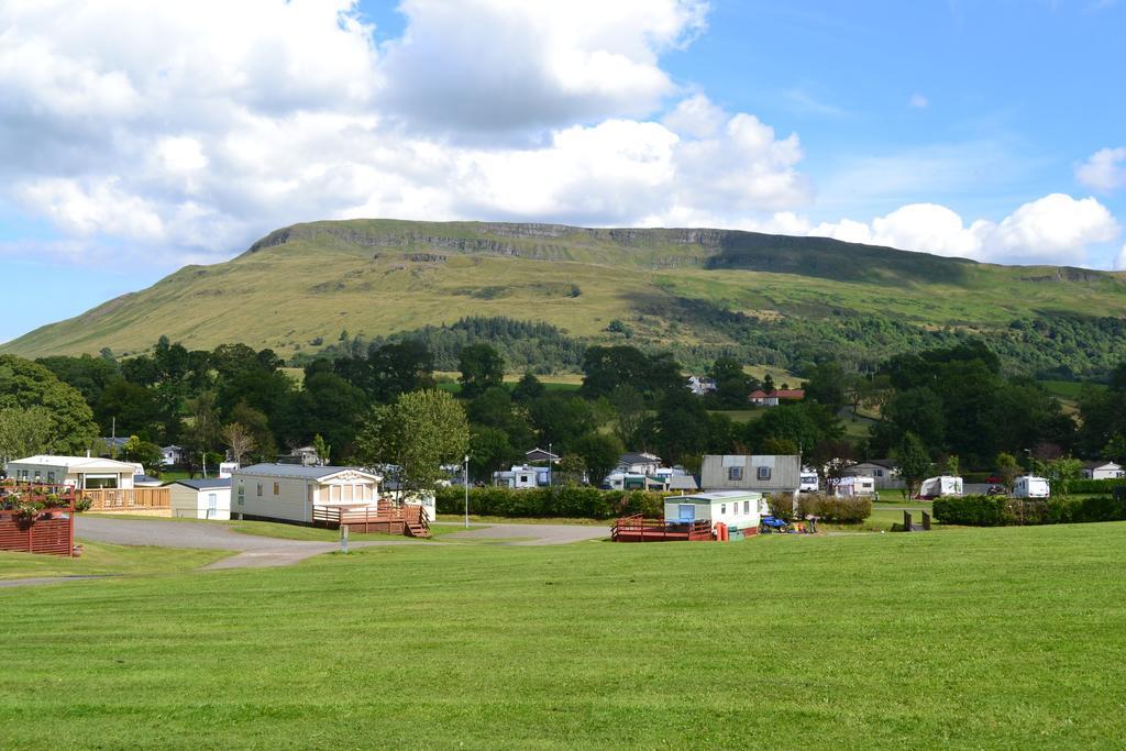 Fintry Campsie Glen Holiday Park מראה חיצוני תמונה