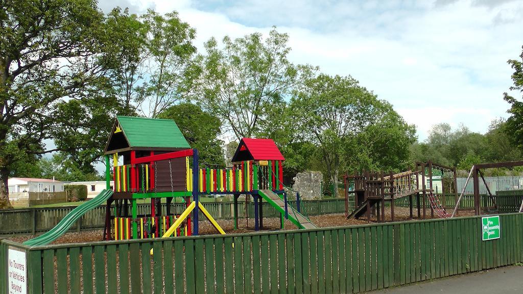 Fintry Campsie Glen Holiday Park מראה חיצוני תמונה